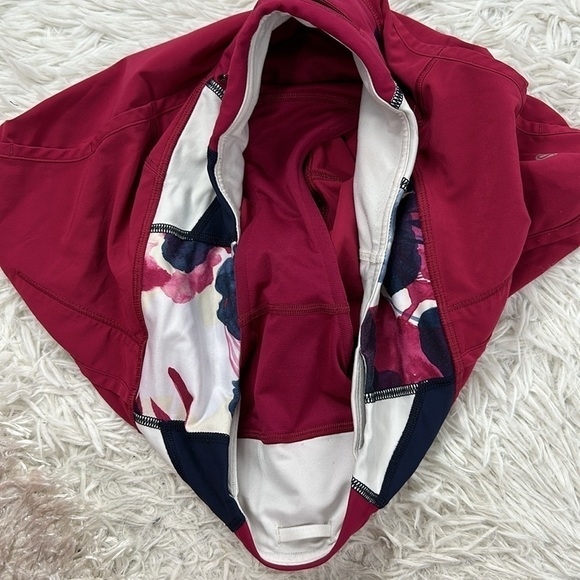 Lululemon Run Times Short Bumble Berry / Quilt 529 - Picture 2 of 5